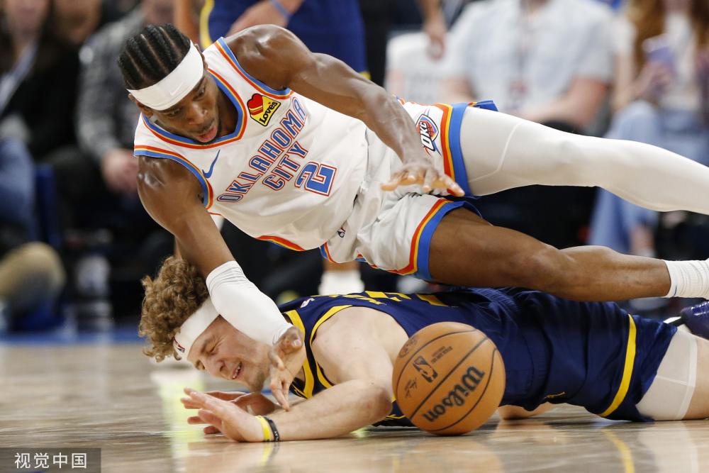 米兰主力中卫卖出高价，阿莱格里虽然极力挽留，但球员去意已决.